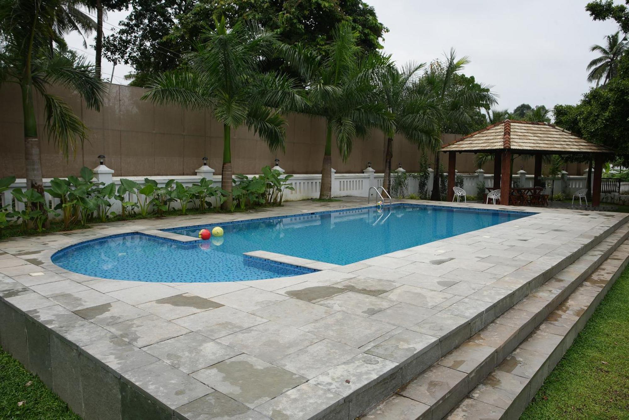 Tamarind Heritage Holiday Home 앙가말리 외부 사진